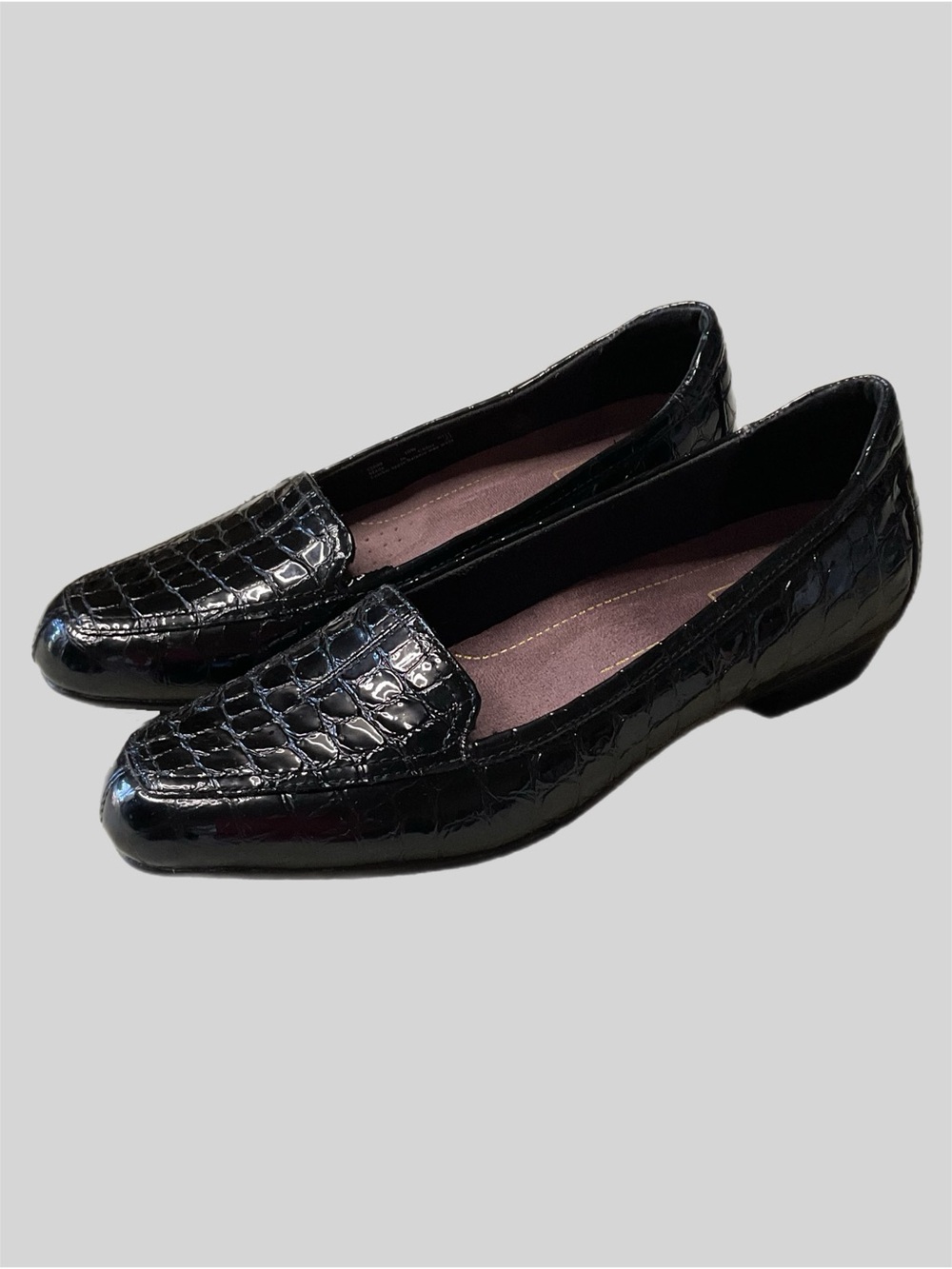 Clarks Everyday 10W Black Crocodile Embossed Patent Leather Loafer #82699